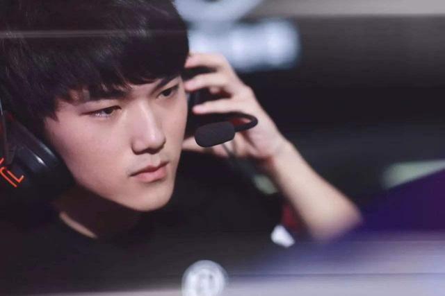 搏至无憾！TES击败AL夺得LPL第一赛段优胜者荣誉