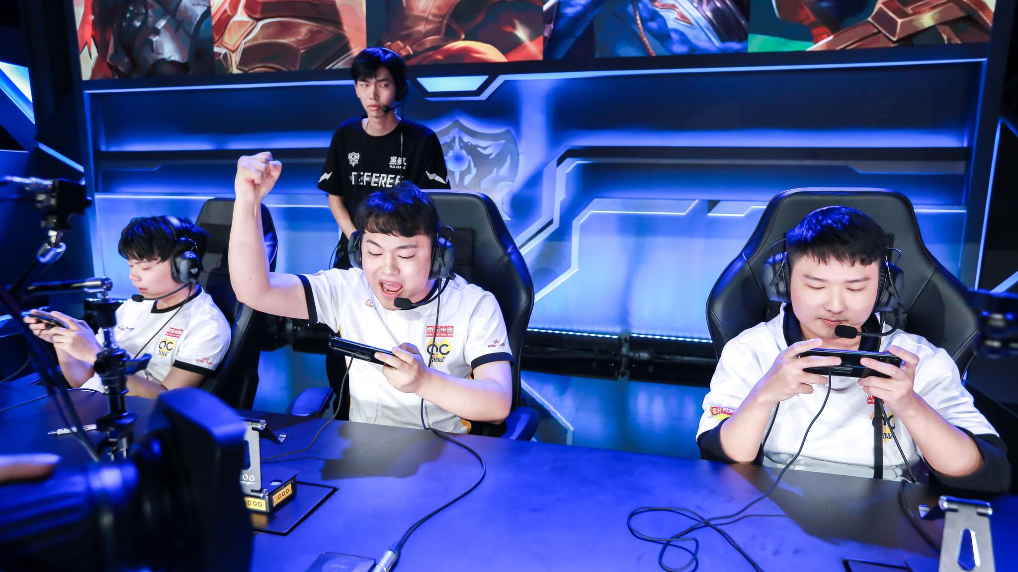 邪恶天才EG官宣解散DOTA2阵容并转战南美赛区